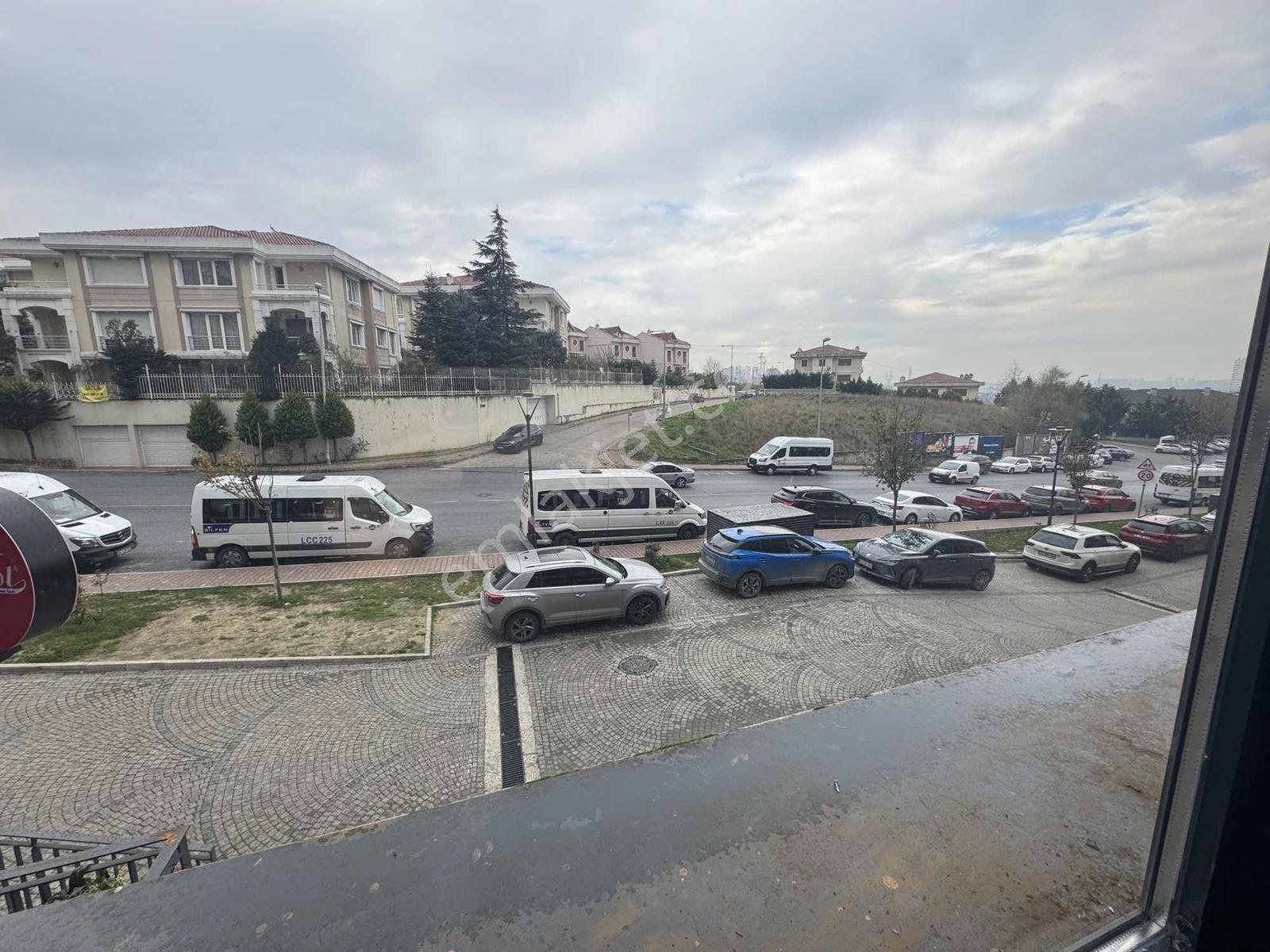 Bahçeşehir Referansta 3 Katlı Ön Kullanımlı Satılık Dükkan 75 M2 - Görsel 10