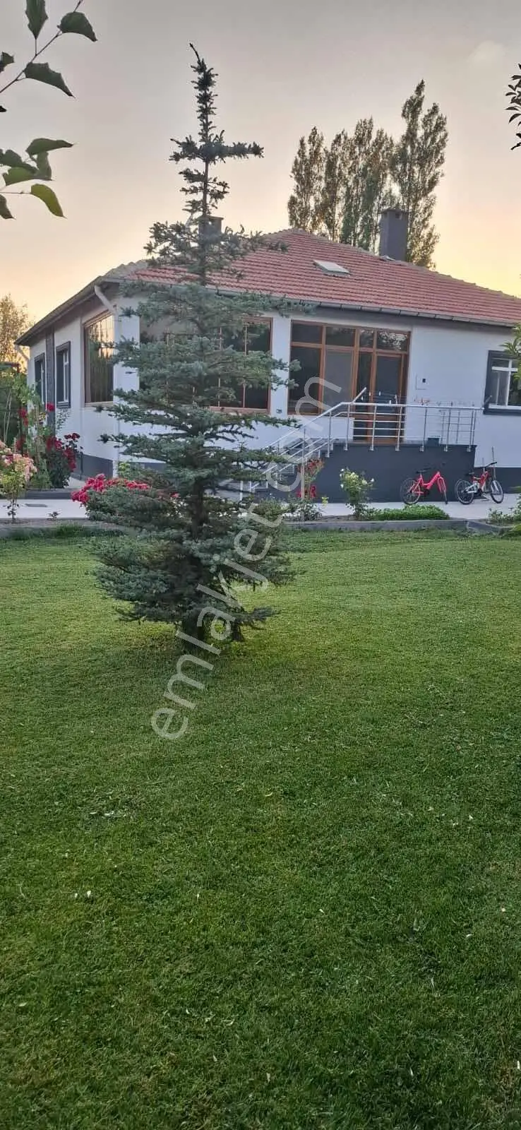 Bünyan Yavuz Selim De Eşyalı Satılık Yapılı 4+1 Villa