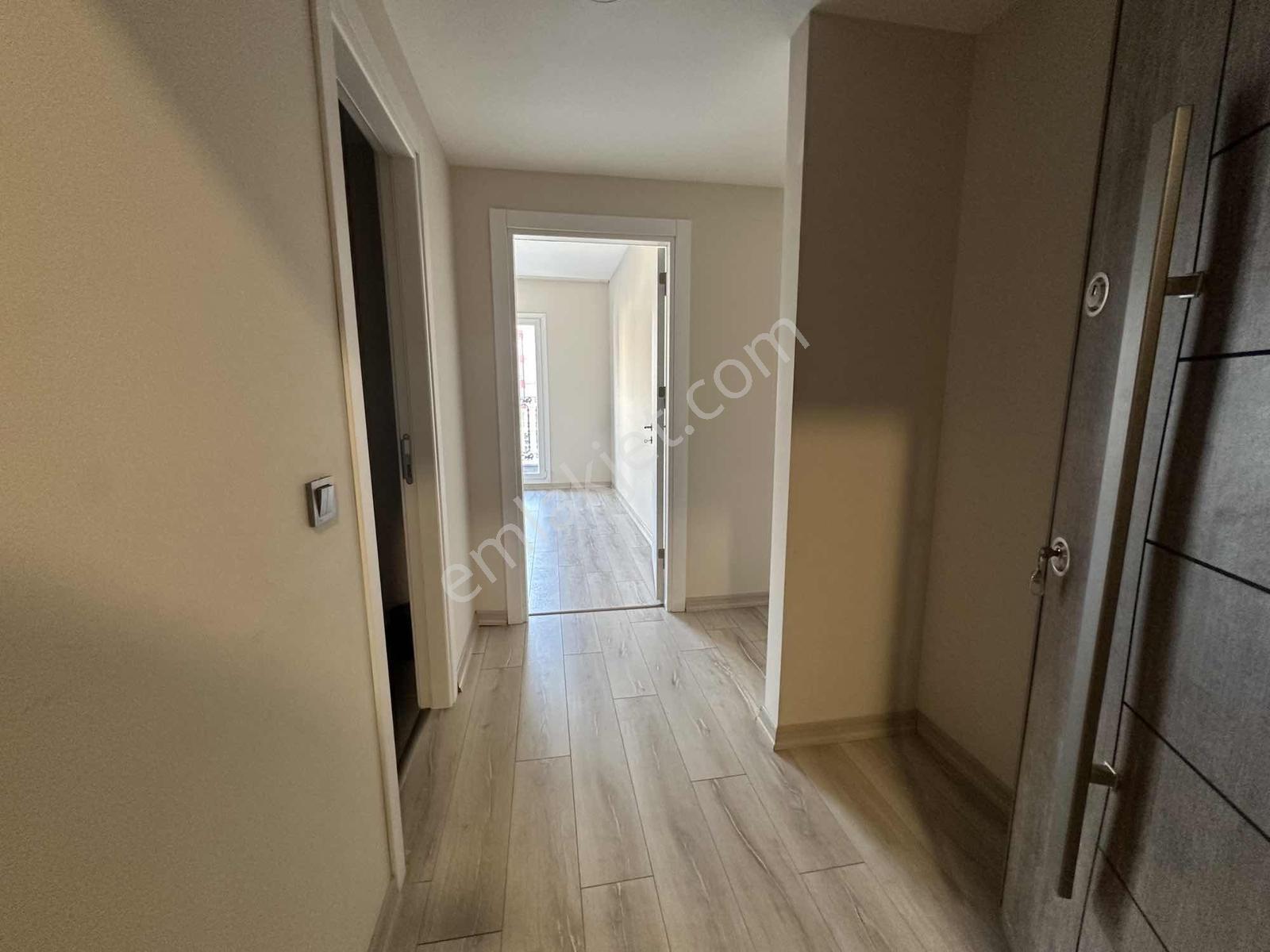 1+1 Sıfır Meydan Cepheli Balkonlu(meydan Ardıçlı'da) - Görsel 15