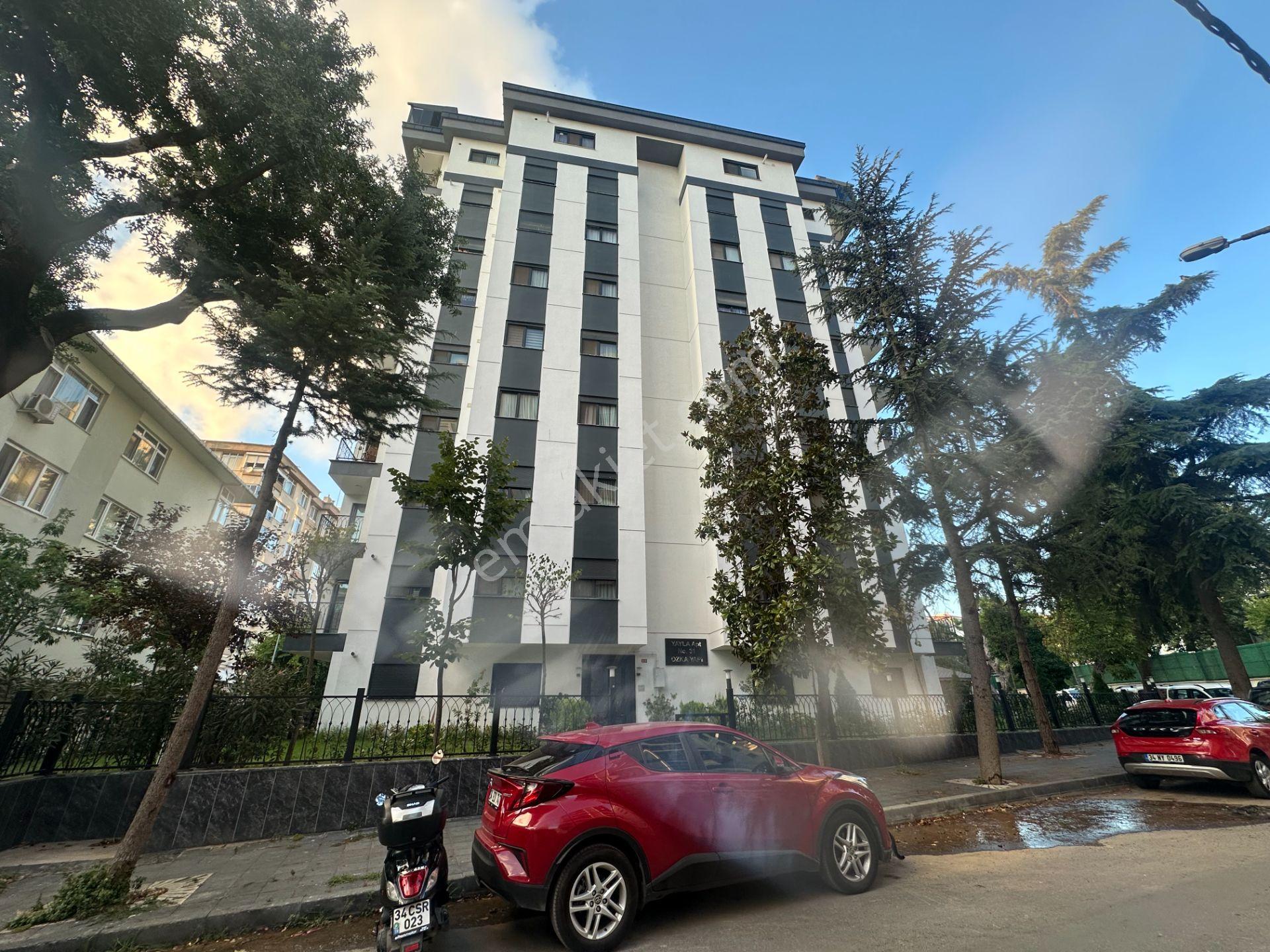 Kadıköy Göztepe / Feneryolu Nda Balkonlu Kiralık Geniş 3+1 Daire - Görsel 23