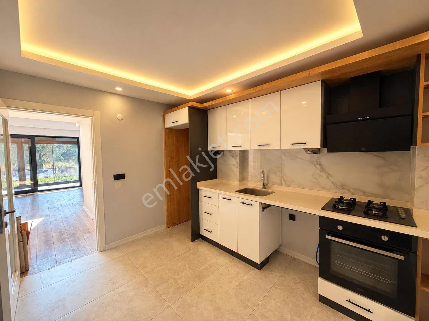 Yalçından Kadıköyde Havuzlu Sitede Müstakil Bahçeli 3+1 Daire - Görsel 33