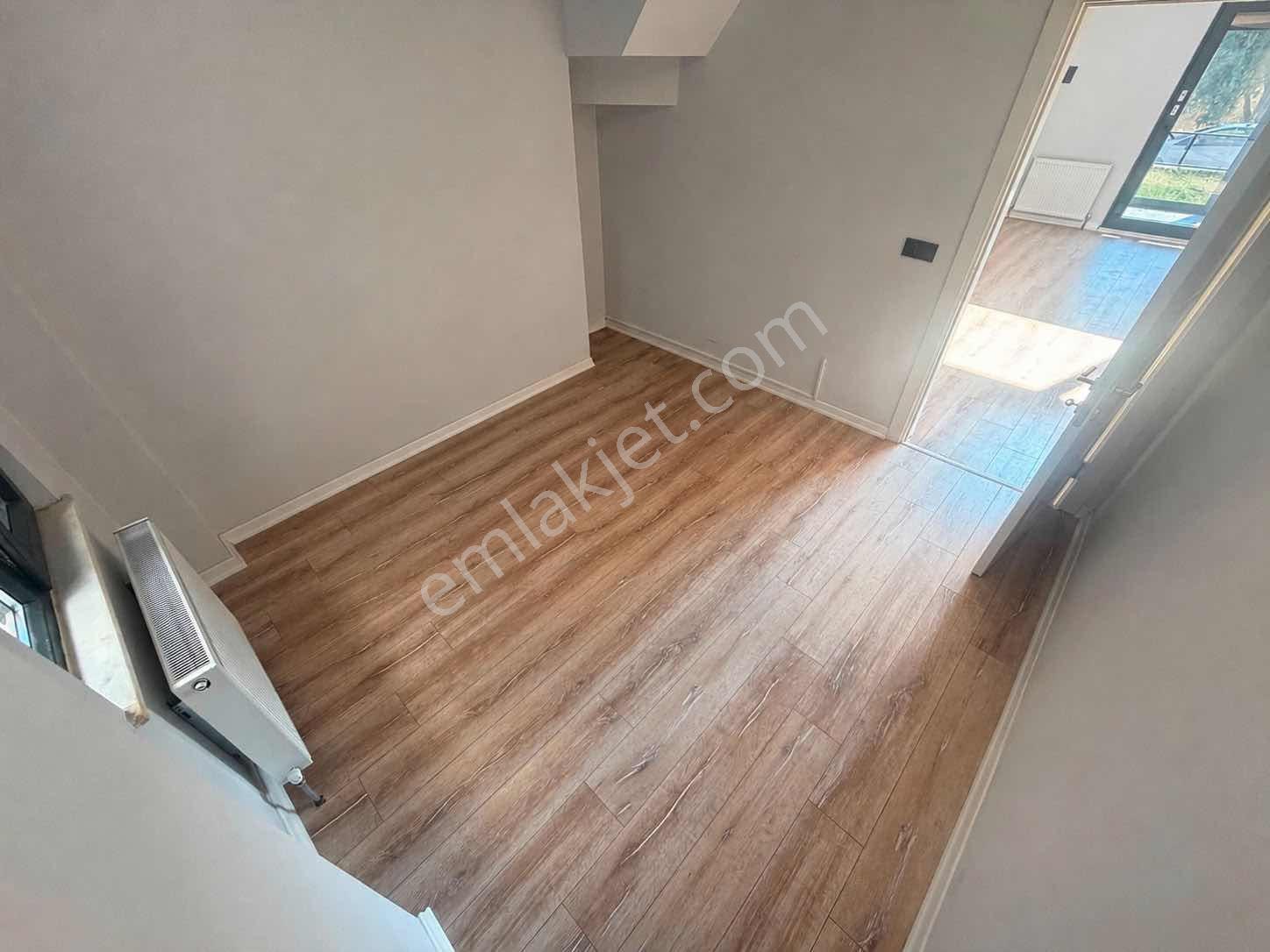 Yalçından Kadıköyde Havuzlu Sitede Müstakil Bahçeli 3+1 Daire - Görsel 25