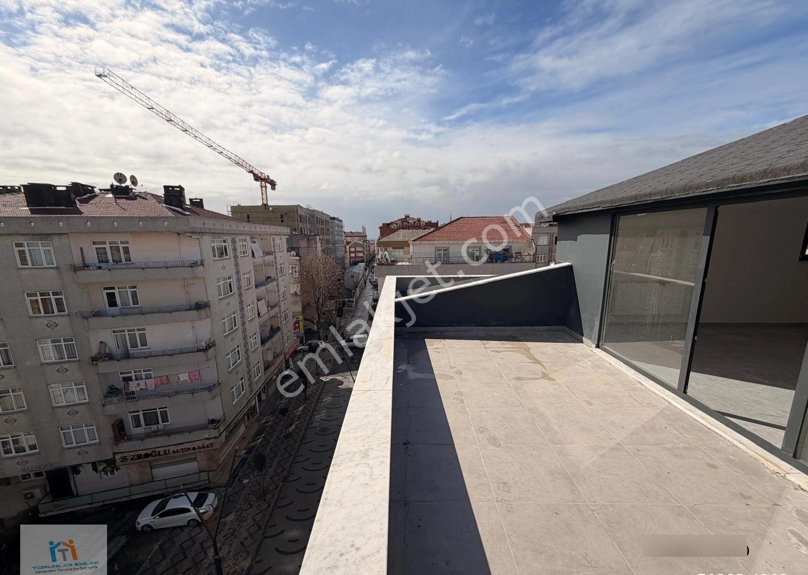 Torunlar'dan Kurumsala Kiralık Dükkan Yenimh Yürüyüş Yolu Cadde - Görsel 20