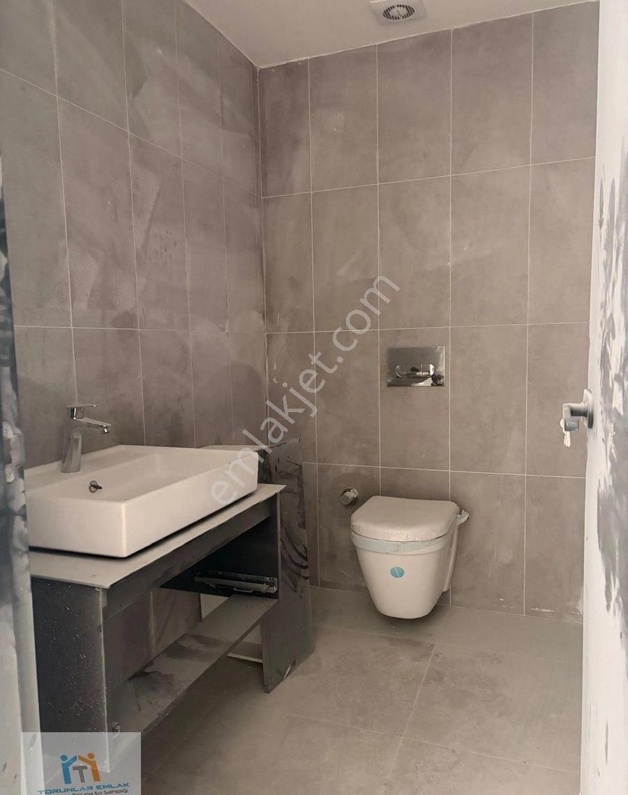 Torunlar'dan Kurumsala Kiralık Dükkan Yenimh Yürüyüş Yolu Cadde - Görsel 4
