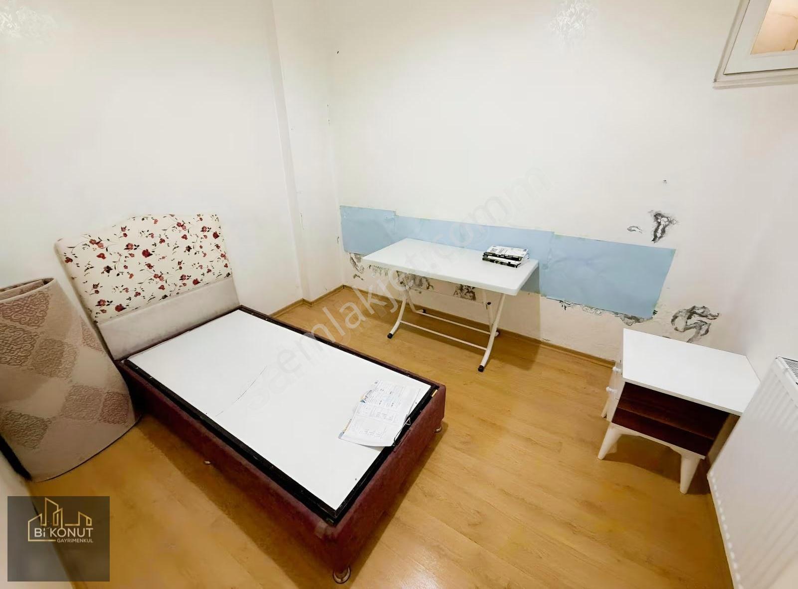 Yedetepe'de 2+1 Eşyalı Giriş Kat Garaj Tapulu Satılık Daire - Görsel 3
