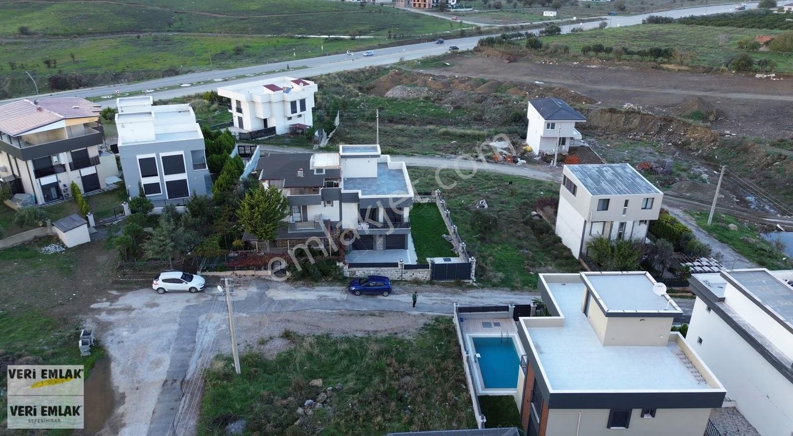 Veri'den Akarca'da 4+1 Sıfır Önü Açık Villa !