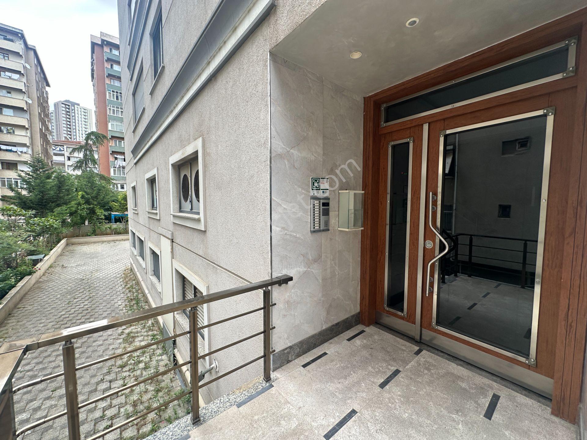 Turyap Göztepe Den Hızırbey Cadde Üzerinde 3+1 Satılık Daire - Görsel 38