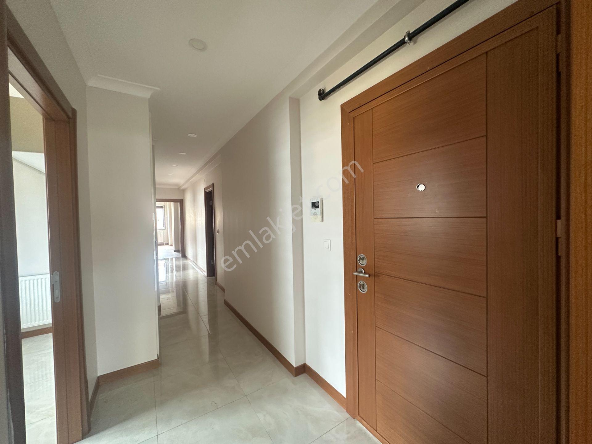 Turyap Göztepe Den Hızırbey Cadde Üzerinde 3+1 Satılık Daire - Görsel 11