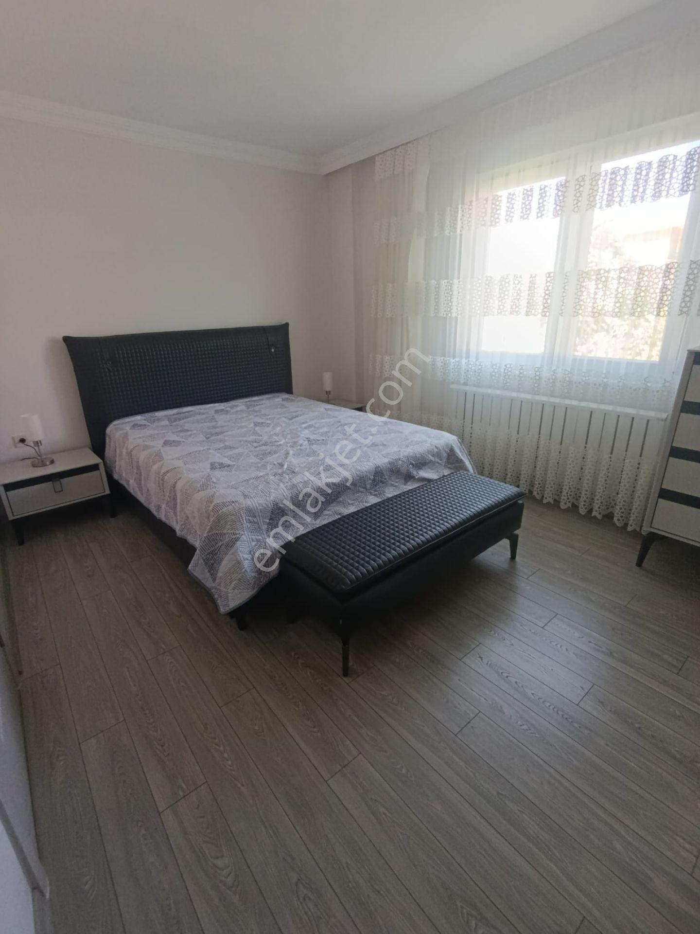 Yunuskent'te 515 M² Arsa İçinde 5+1 Dubleks Villa 370 M2 Brüt 2 Adet Garaj Ve 2 Adet Kiler Ve Depo - Görsel 19