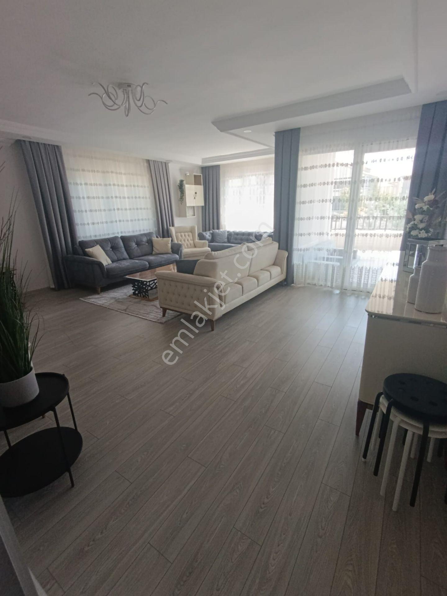 Yunuskent'te 515 M² Arsa İçinde 5+1 Dubleks Villa 370 M2 Brüt 2 Adet Garaj Ve 2 Adet Kiler Ve Depo - Görsel 16