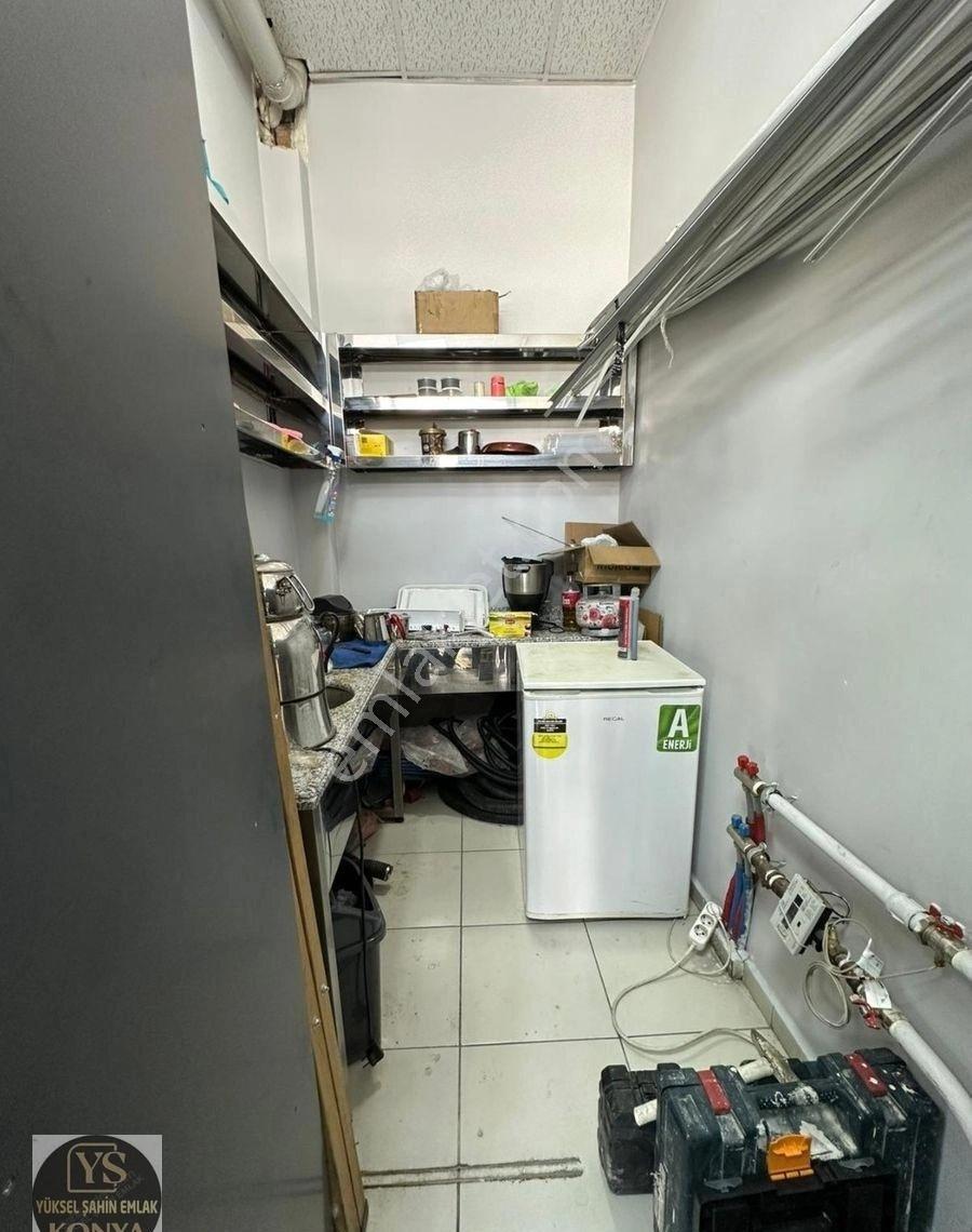 Yüksel Şahin'den Kosova Mahallesinde Veysel Karani Caddesi Cepheli 38 M2 Satılık Dükkan - Görsel 3