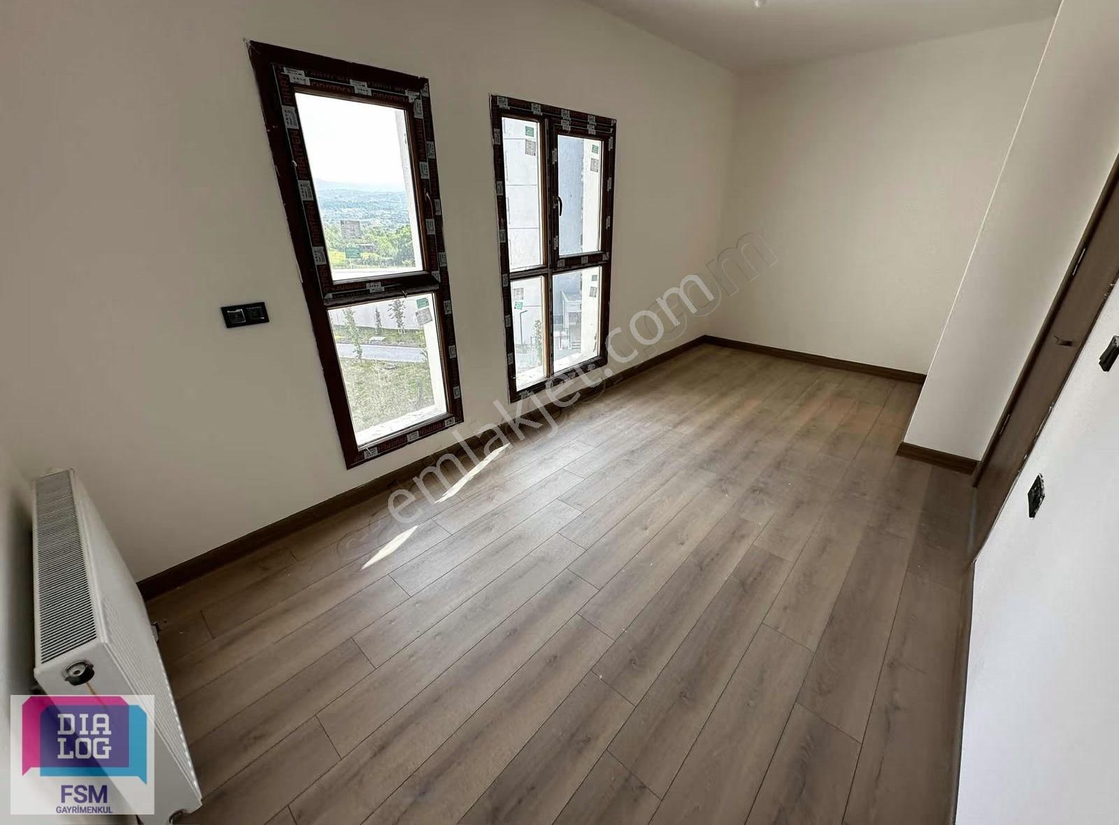 Lalaşahin Toki'de Panoramik Şehir Manzaralı 3+1 Kiralık Daire - Görsel 12