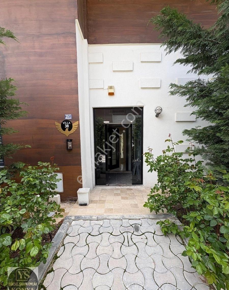 Yüksel Şahin'den Sille Ak'da Satılık 3 Katlı Villa - Görsel 12