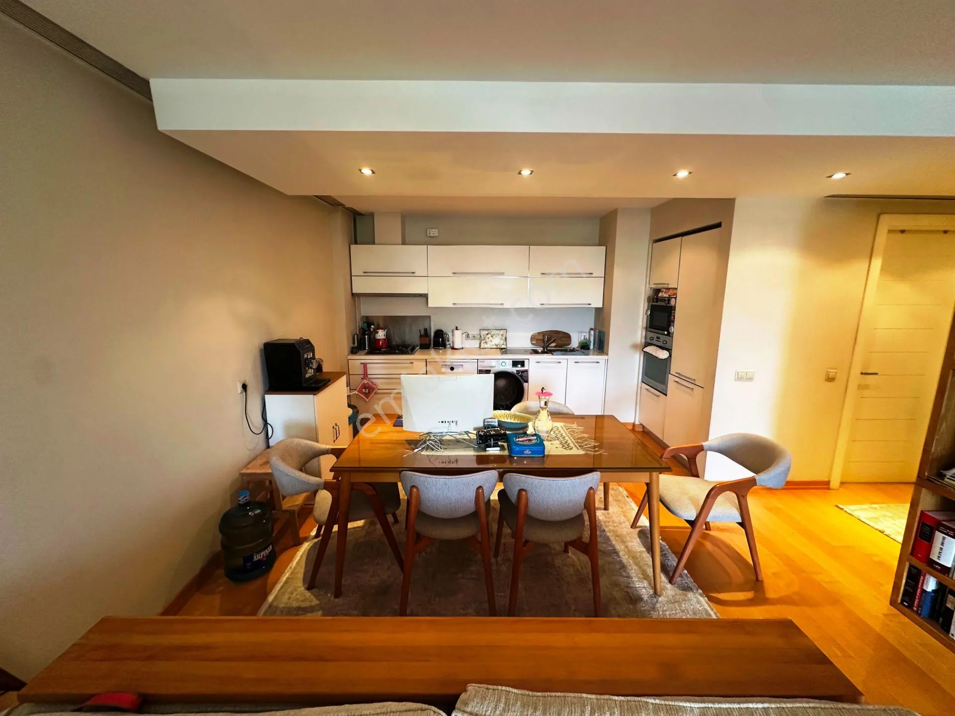 Almondhıll Sitesi Mimari Tasarımlı Büyük Tip 2.kat Kiralık 1+1 - Görsel 12