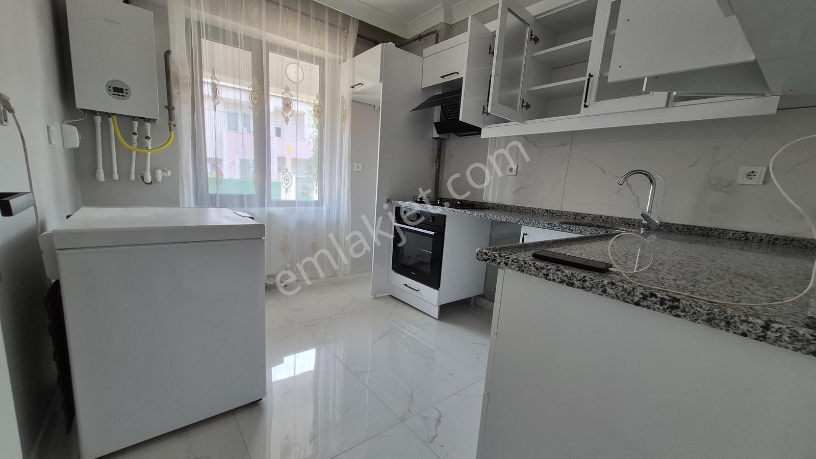 Keşan Mustafa Kemal Paşa Mahallesinde Kiralık 2+1 Ferah Daire - Görsel 3