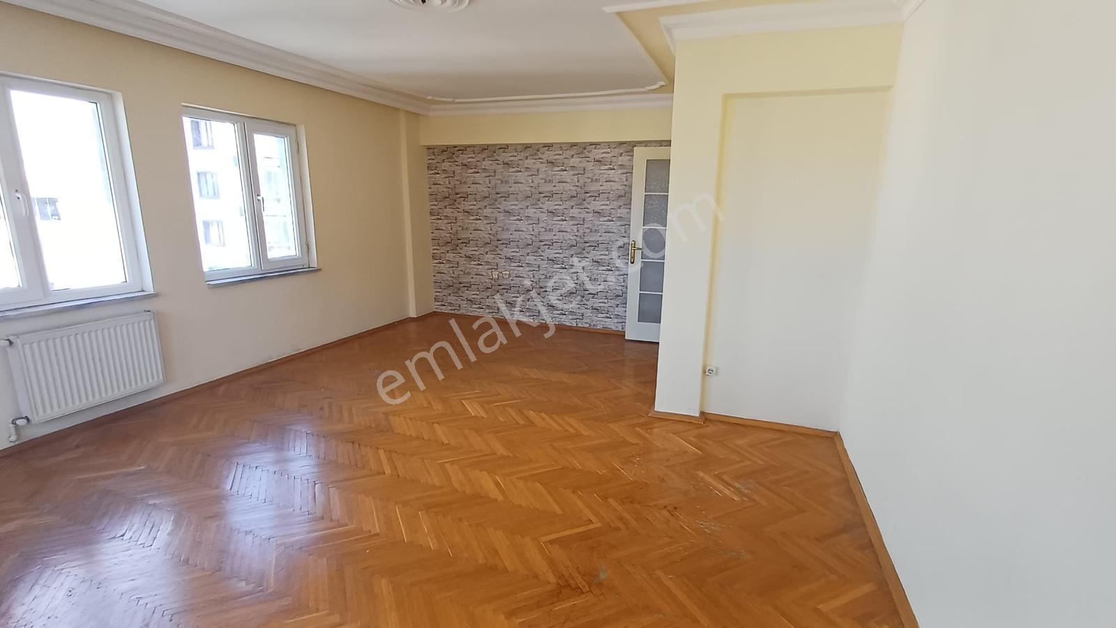 Güzelyalı Sitelerde Deniz Manzaralı Kiralık Arakat 3+1 - Görsel 23
