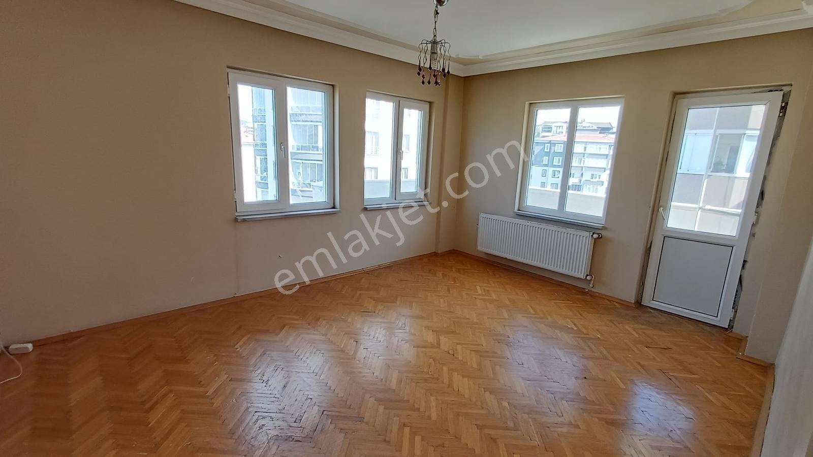 Güzelyalı Sitelerde Deniz Manzaralı Kiralık Arakat 3+1 - Görsel 19