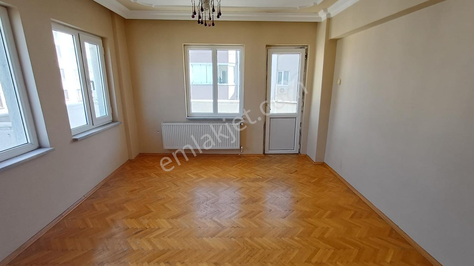 Güzelyalı Sitelerde Deniz Manzaralı Kiralık Arakat 3+1 - Görsel 27