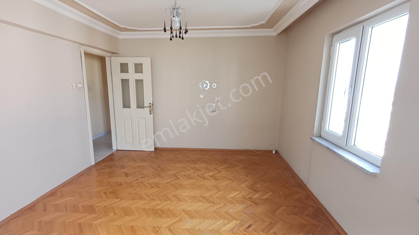 Güzelyalı Sitelerde Deniz Manzaralı Kiralık Arakat 3+1 - Görsel 11