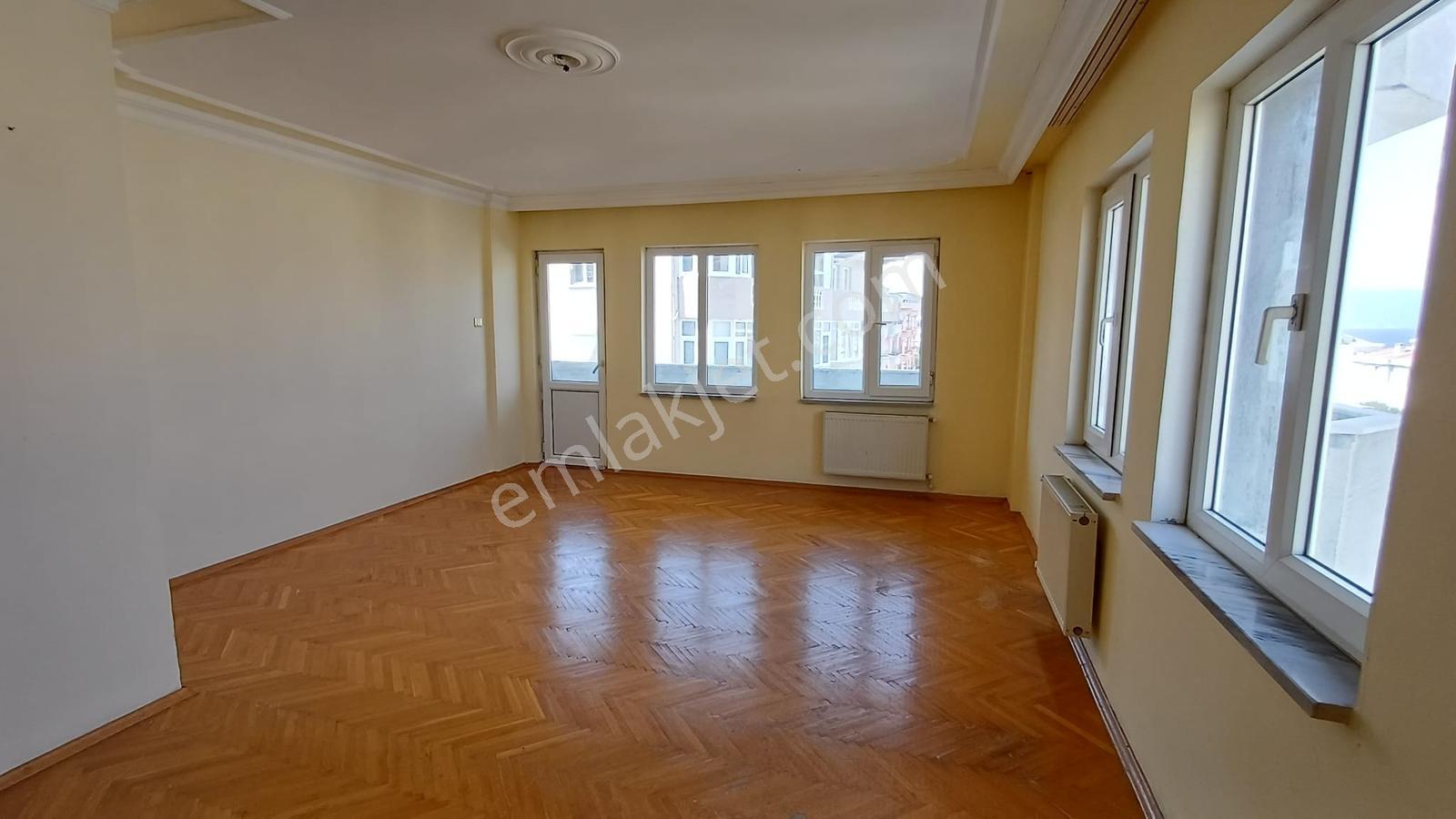 Güzelyalı Sitelerde Deniz Manzaralı Kiralık Arakat 3+1 - Görsel 17