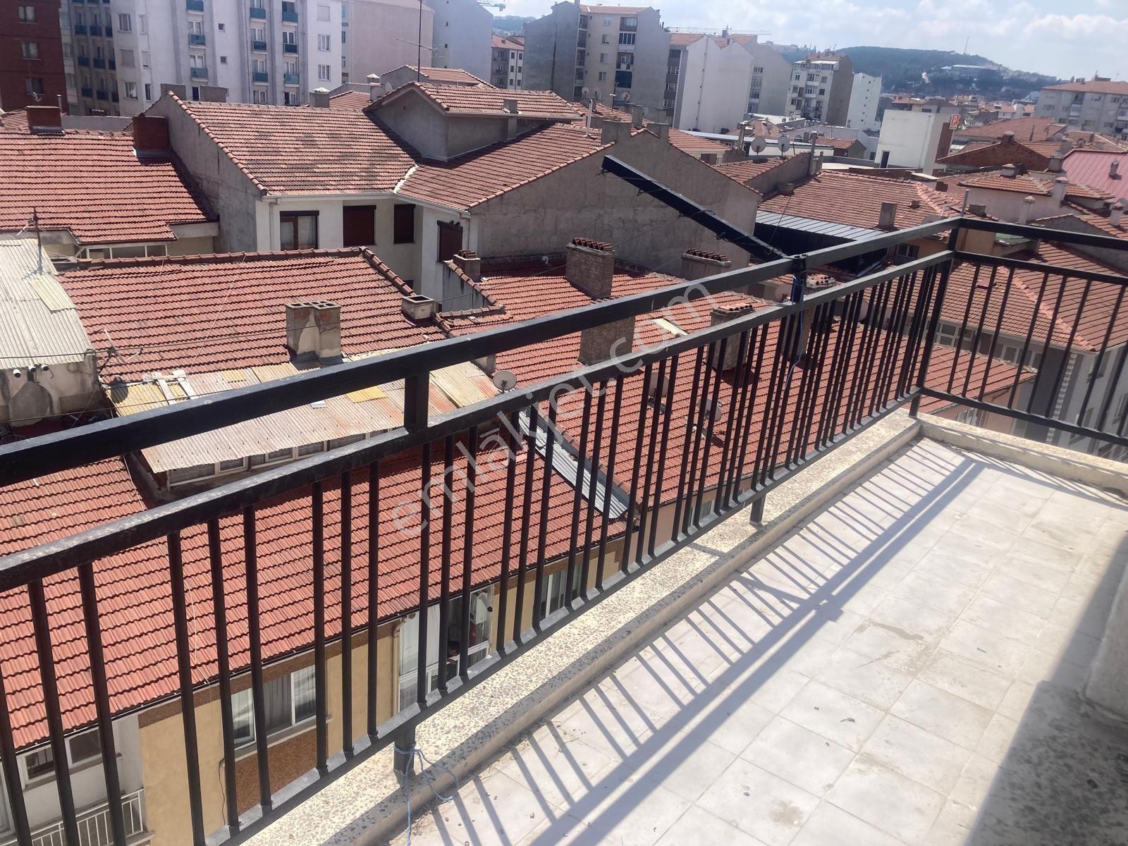 Şehrin Merkezi Arakat Asansörlü Önü Açık 160m² Fırsat 3+1 Bk-14 - Görsel 9