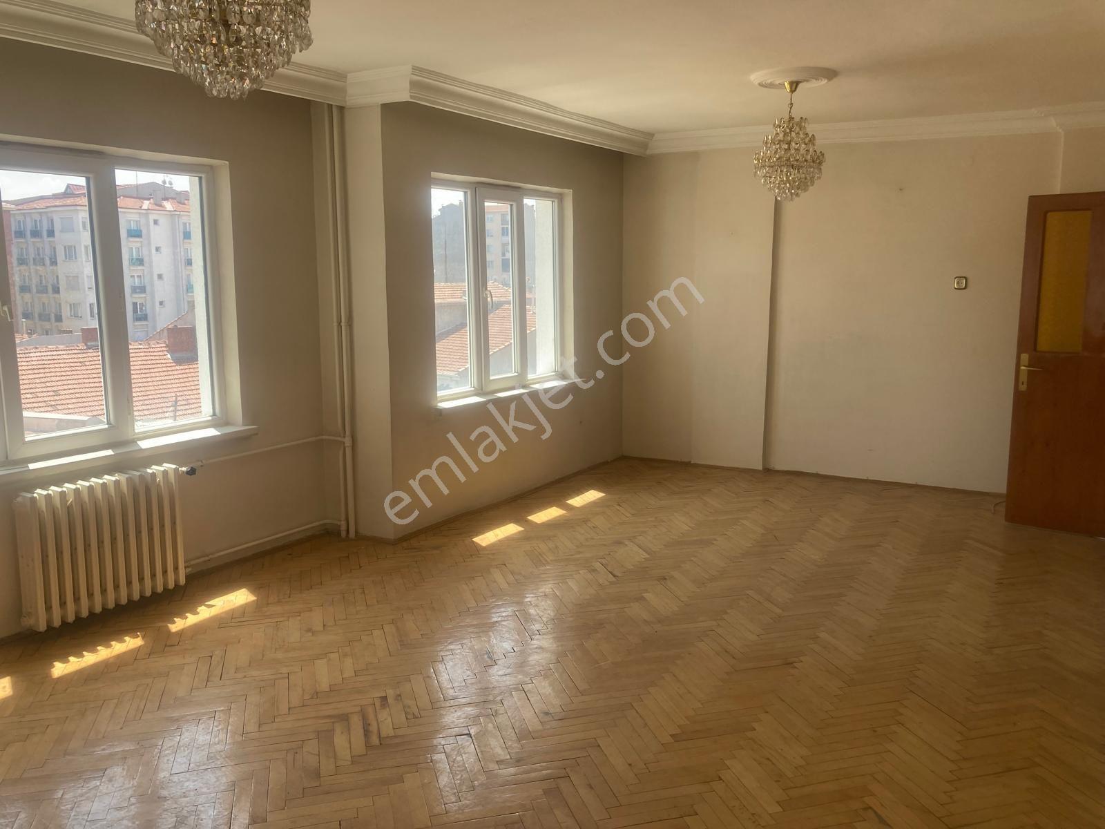 Şehrin Merkezi Arakat Asansörlü Önü Açık 160m² Fırsat 3+1 Bk-14 - Görsel 2
