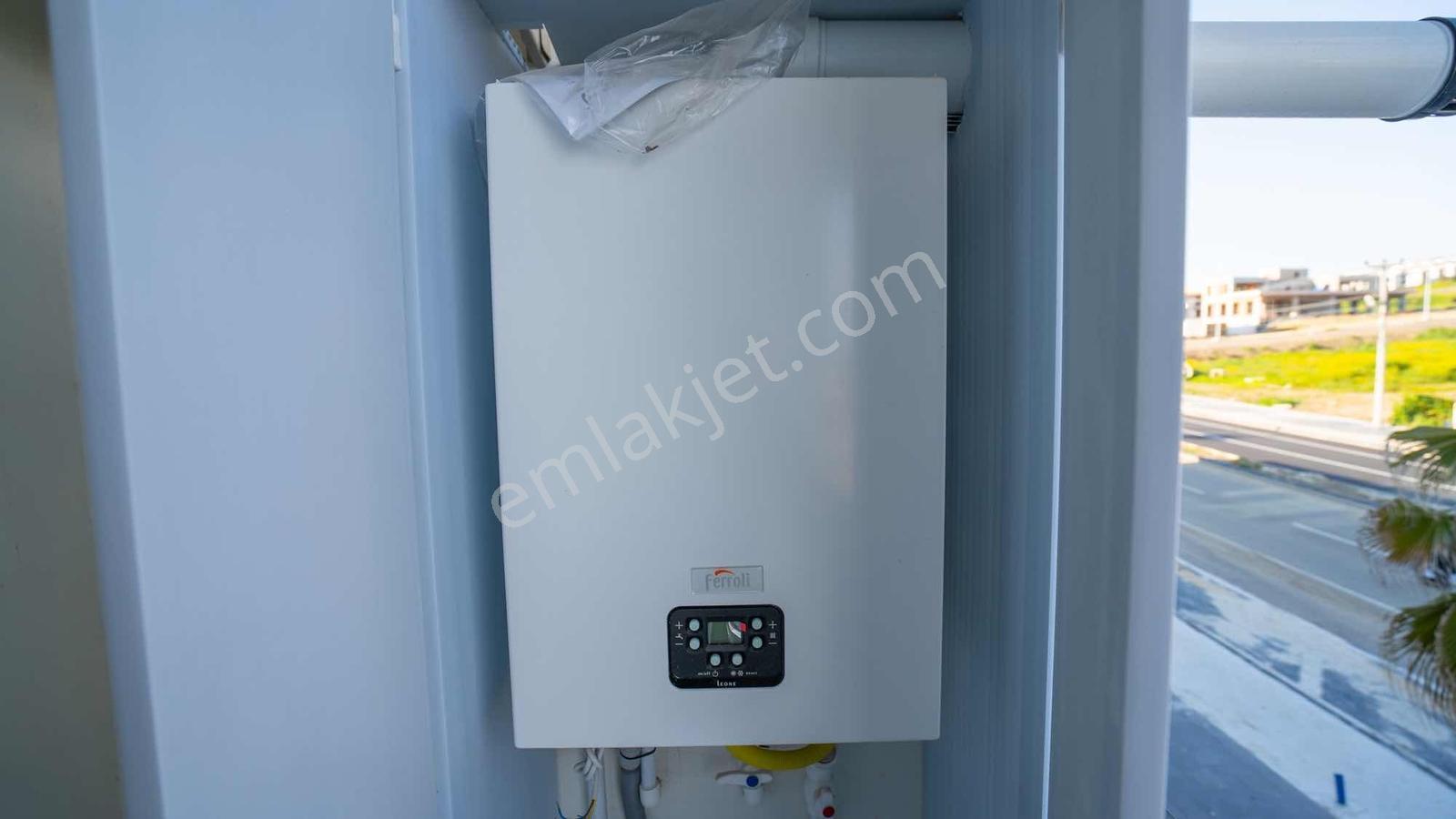 Klimalı, Ankastreli, Güvenlikli Sitede Lüks Kiralık 1+1 Daire - Görsel 6