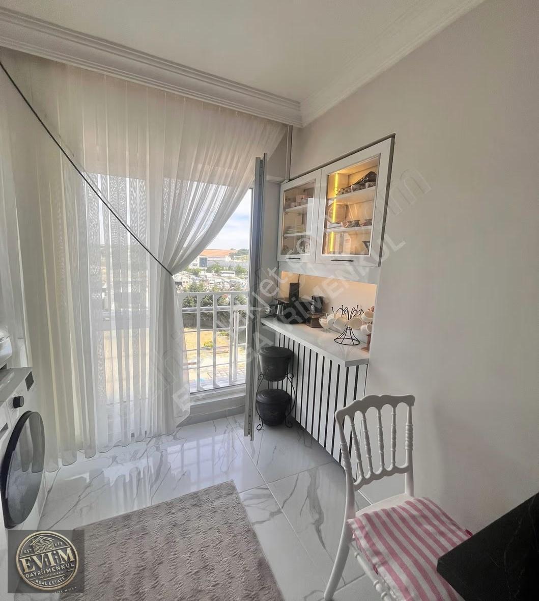 Fevzipaşa Mah.merkezi Konum Kahve Köşeli 3+1 136m² Satılık Daire