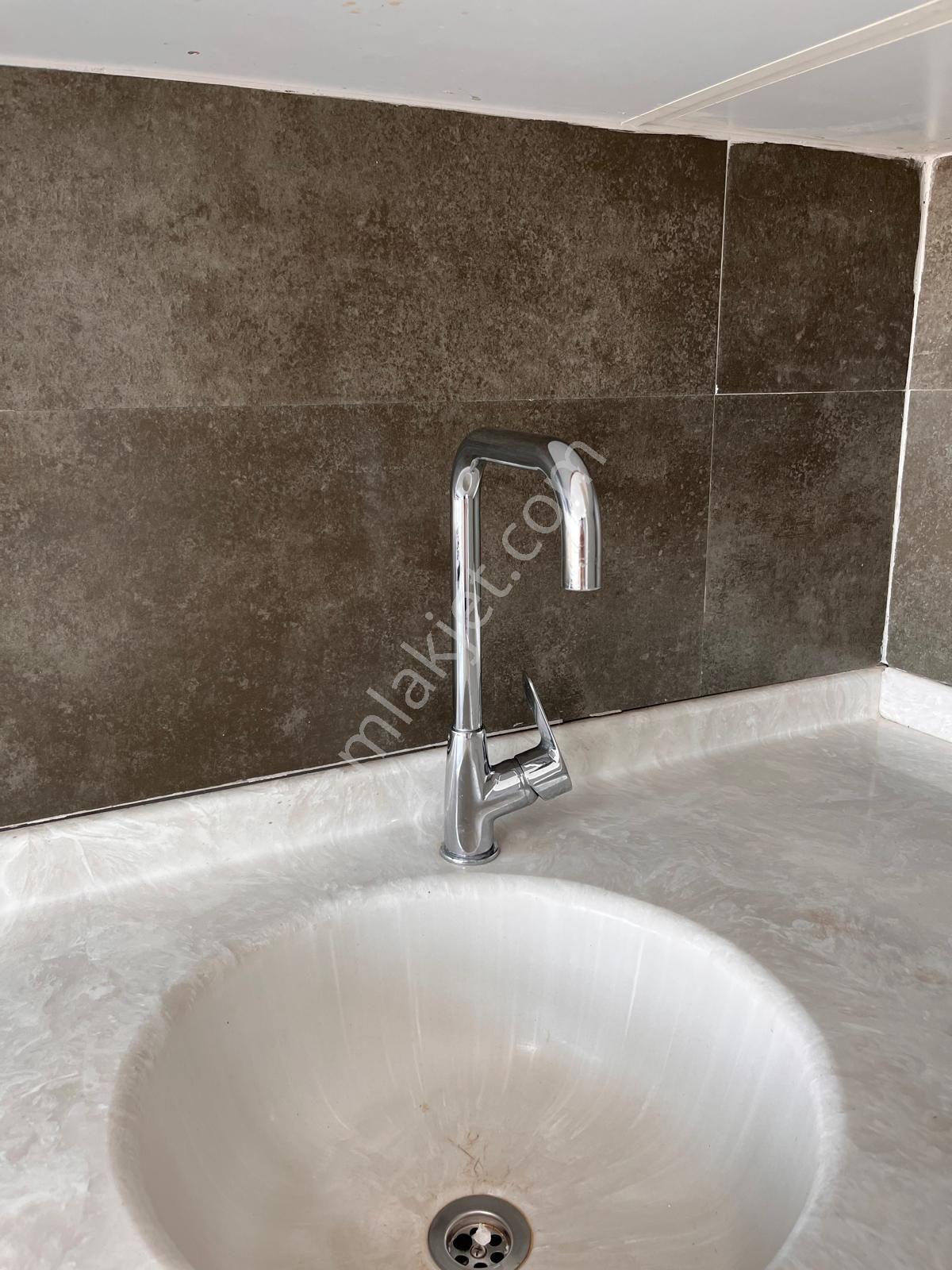 Yeşilyurt'ta Şehir Manzaralı Satılık 1+1 Daire - Görsel 17