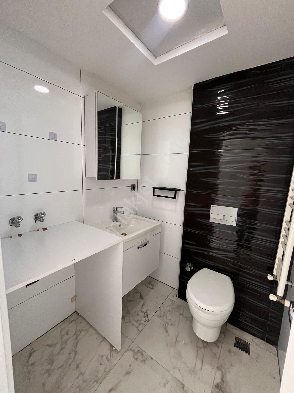 Yeşilyurt'ta Şehir Manzaralı Satılık 1+1 Daire - Görsel 25