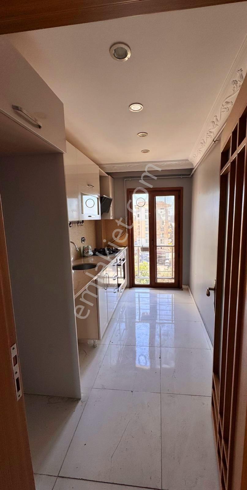 Apartment in İstanbul - Görünüm 2