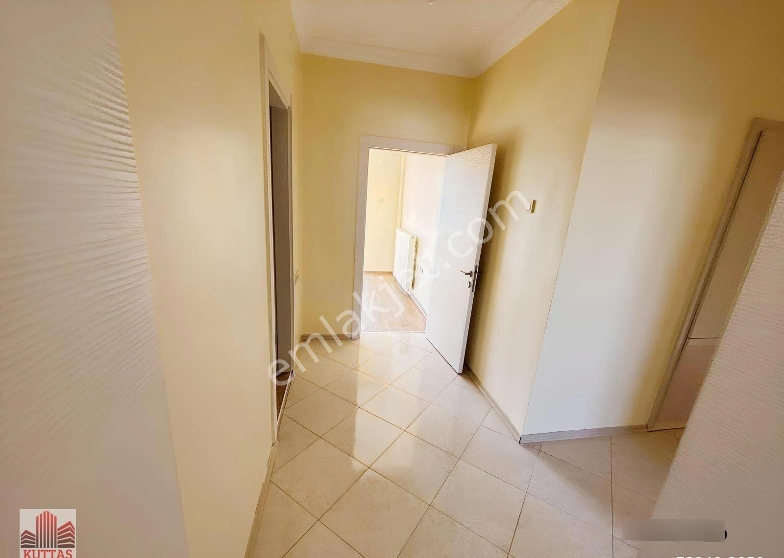 Kuttaş'tan 4.cadde Üstünde Katta 3+1 Ön 130m2 Full Yapılı Daire - Görsel 2