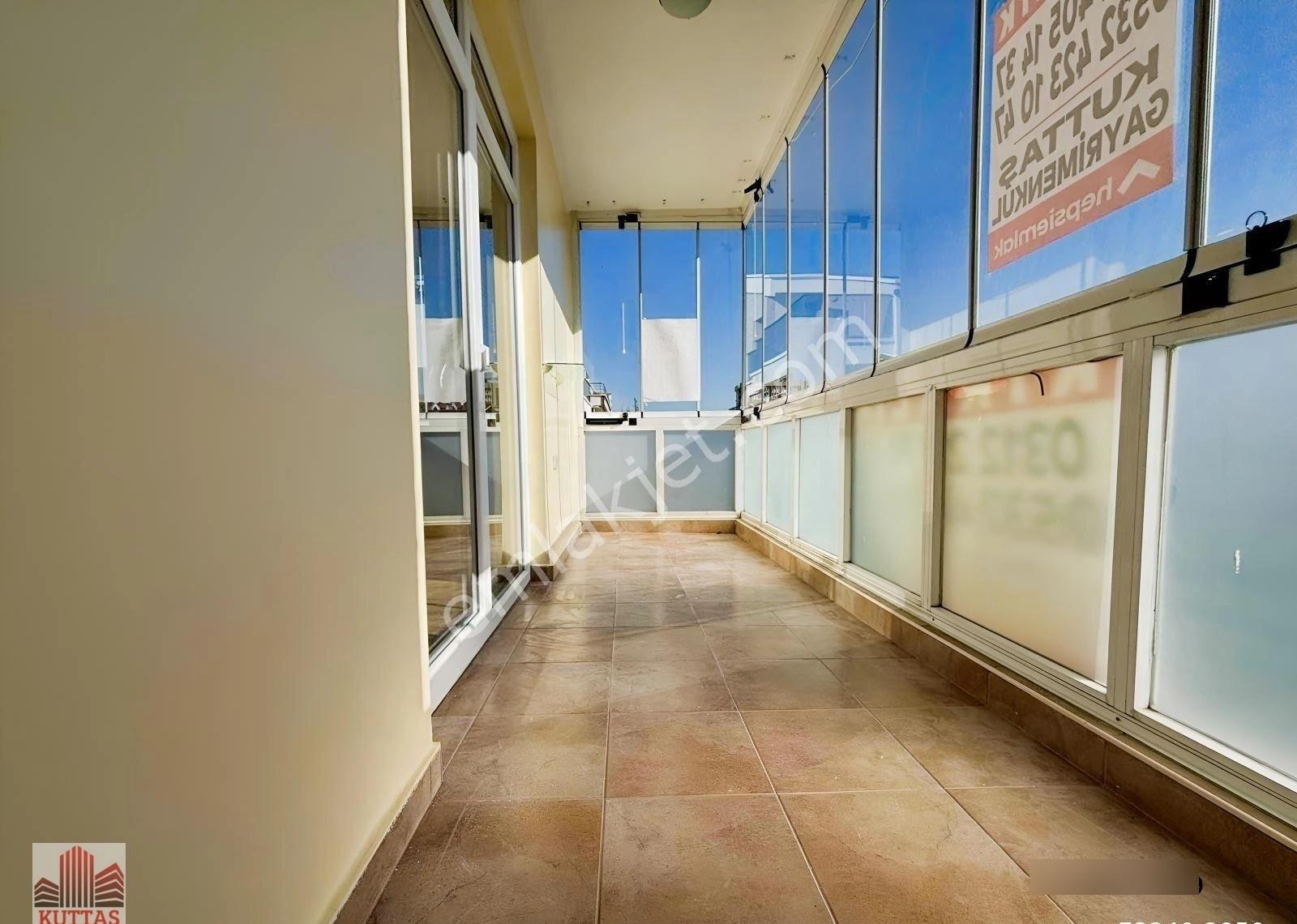Kuttaş'tan 4.cadde Üstünde Katta 3+1 Ön 130m2 Full Yapılı Daire - Görsel 5