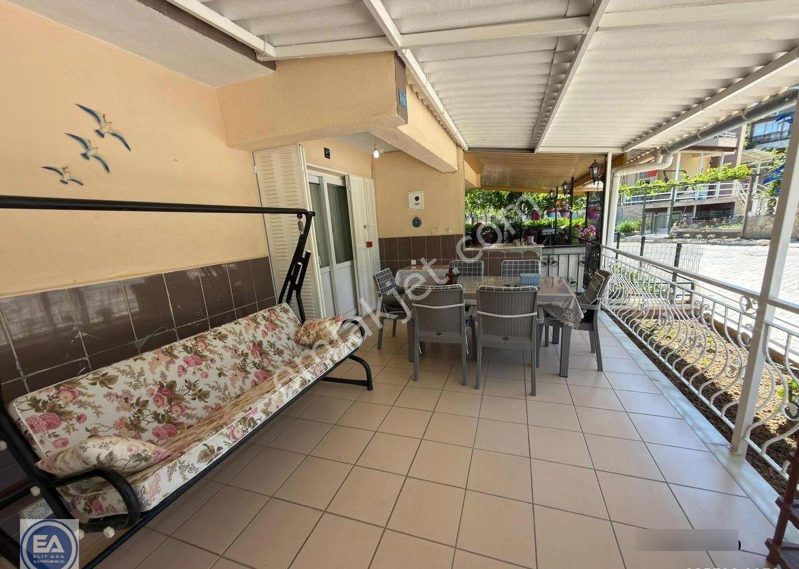 Kuşadası Denizde 750 Metre Mesafede 3 + 1 Masraf Bahçeli Satılık - Görsel 22