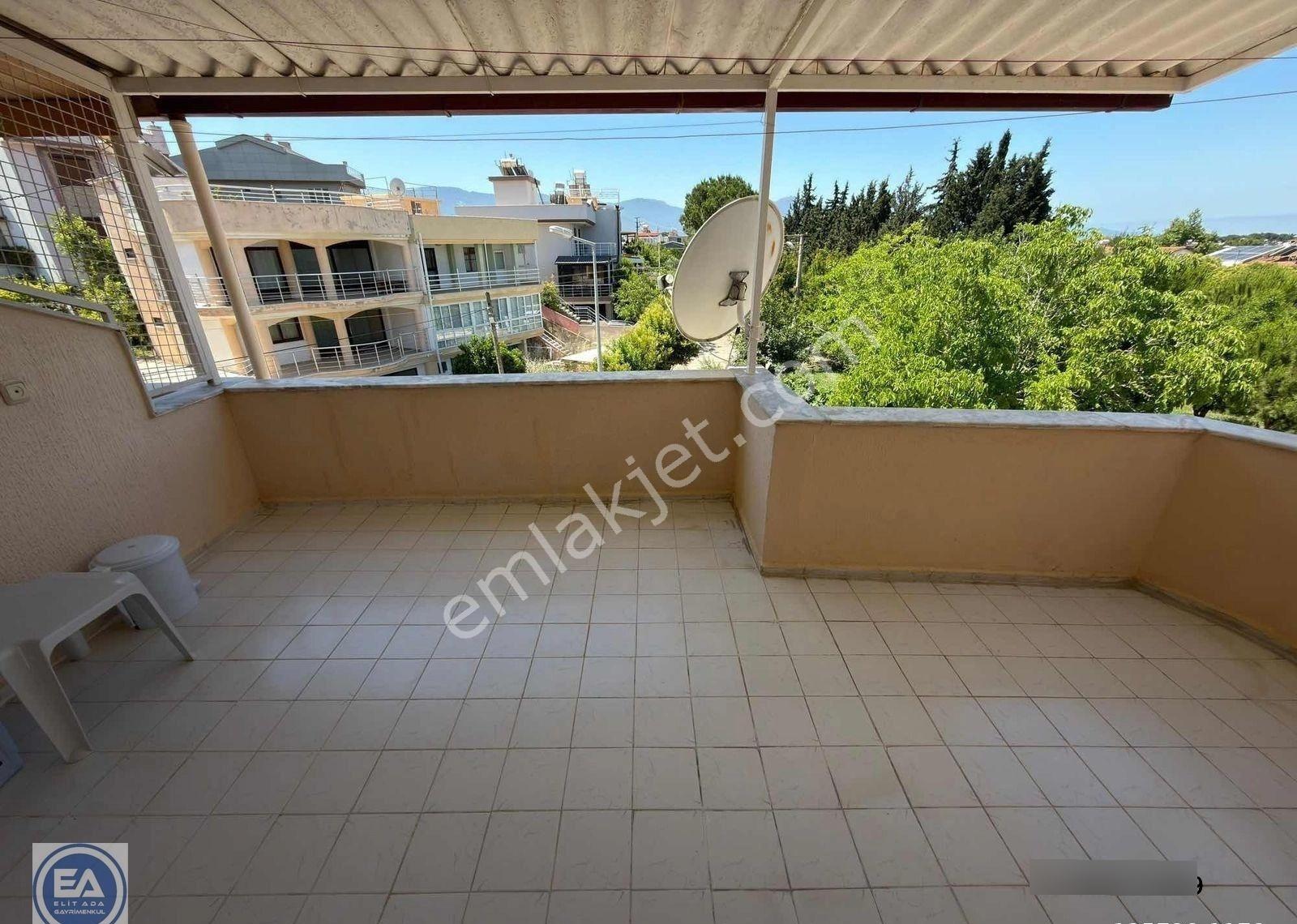 Kuşadası Denizde 750 Metre Mesafede 3 + 1 Masraf Bahçeli Satılık - Görsel 2