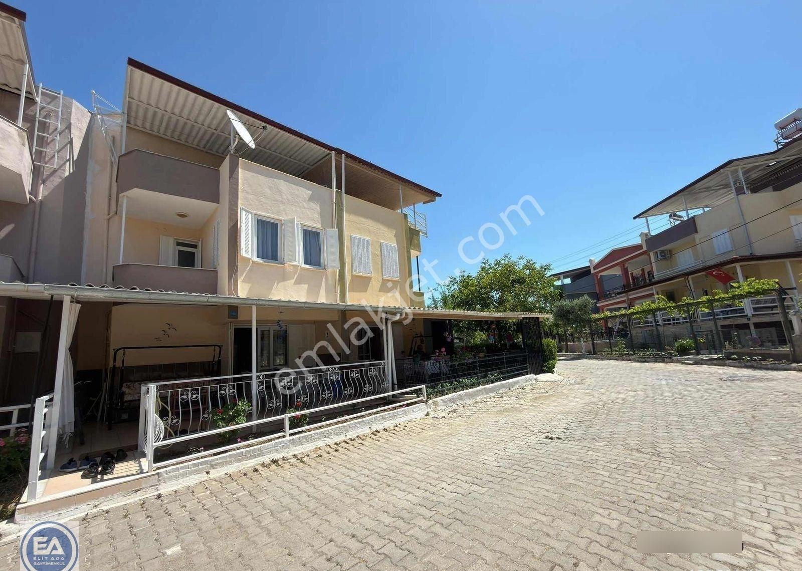 Kuşadası Denizde 750 Metre Mesafede 3 + 1 Masraf Bahçeli Satılık - Görsel 14
