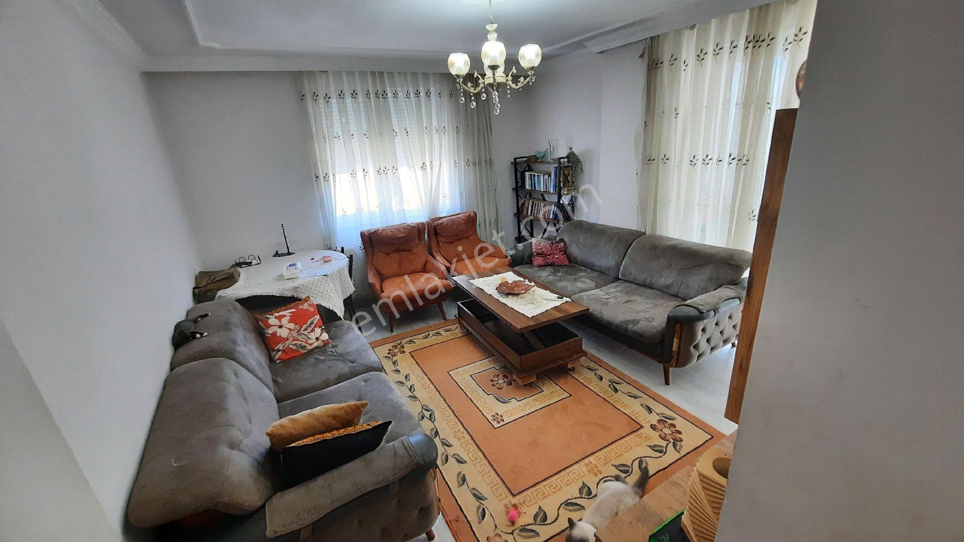 Kepezde Geniş 2+1 Beş Yılı Dolmuş İskanlı Daire - Görsel 6