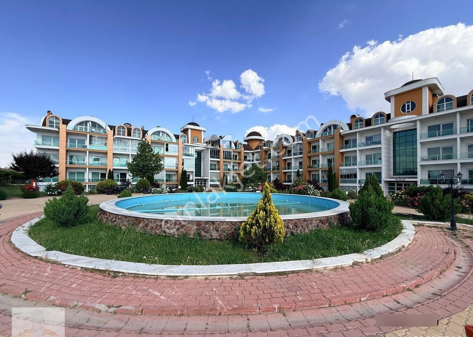 112 Acil Karşısı Stüdyo Palace Sitesinde 1+1 Eşyalı Kiralık - Görsel 13
