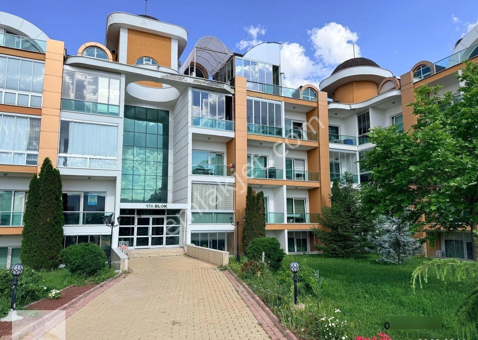 112 Acil Karşısı Stüdyo Palace Sitesinde 1+1 Eşyalı Kiralık - Görsel 14