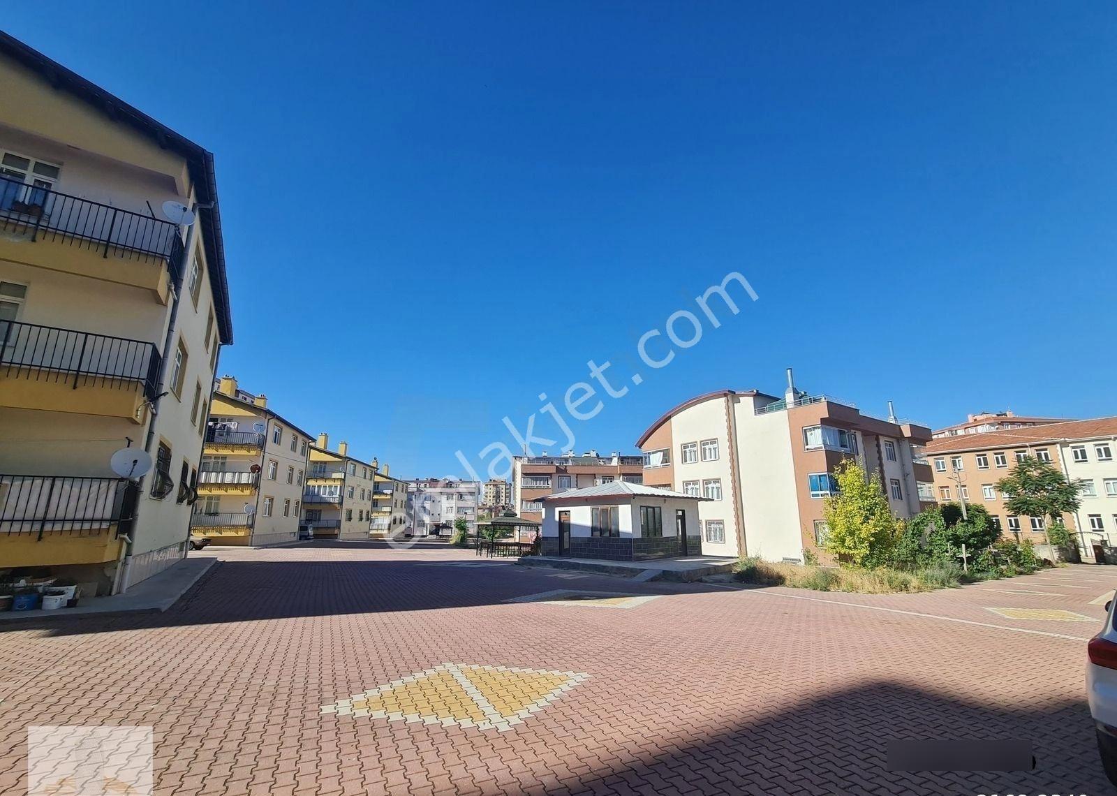 Bosna Merkezde Yapılı 3+1 Daire - 3 Cepheli ,site İçinde - Görsel 31