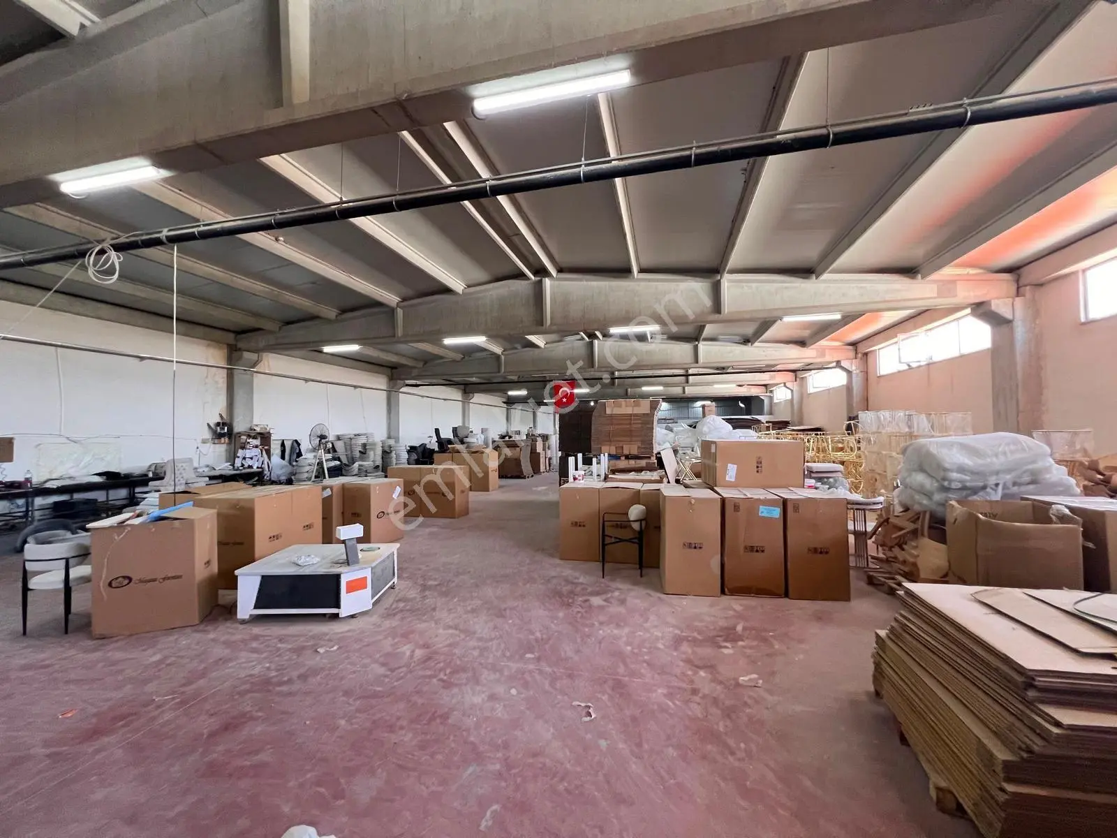 Roma' Dan Bursa Yoluna Cephe Kiralık Fabrika - Görsel 4
