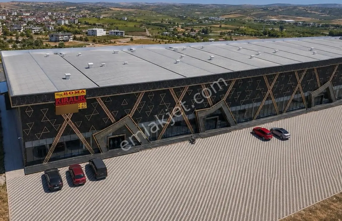 Roma' Dan Bursa Yoluna Cephe Kiralık Fabrika