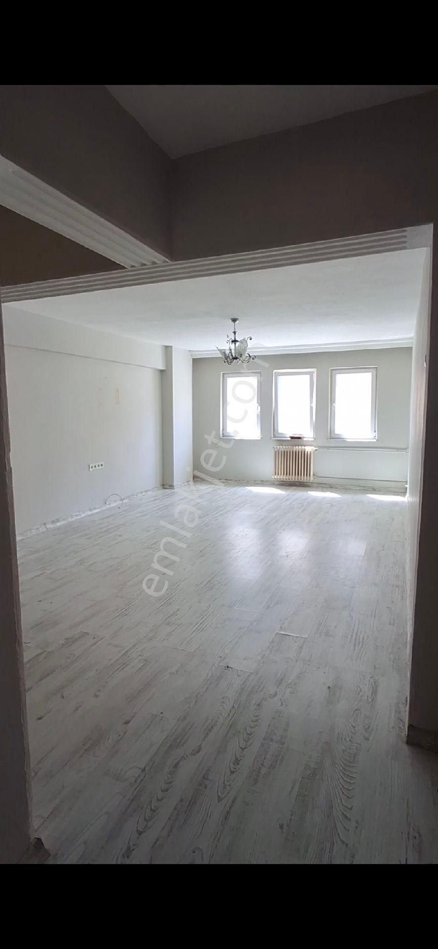 Muhteşem Konumda Ve Sitede Kiralık Daire - Görsel 4
