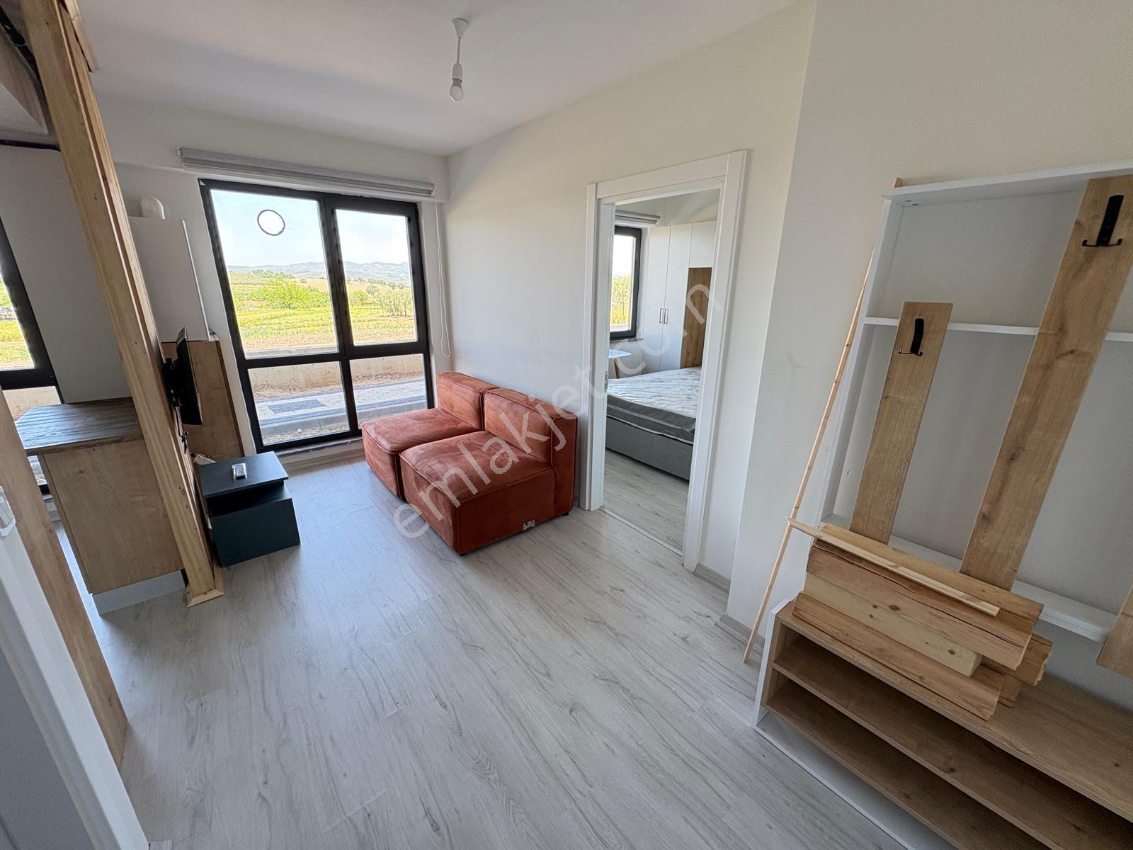 Görüklede 1+1 Eşyalı Kiralık Daire