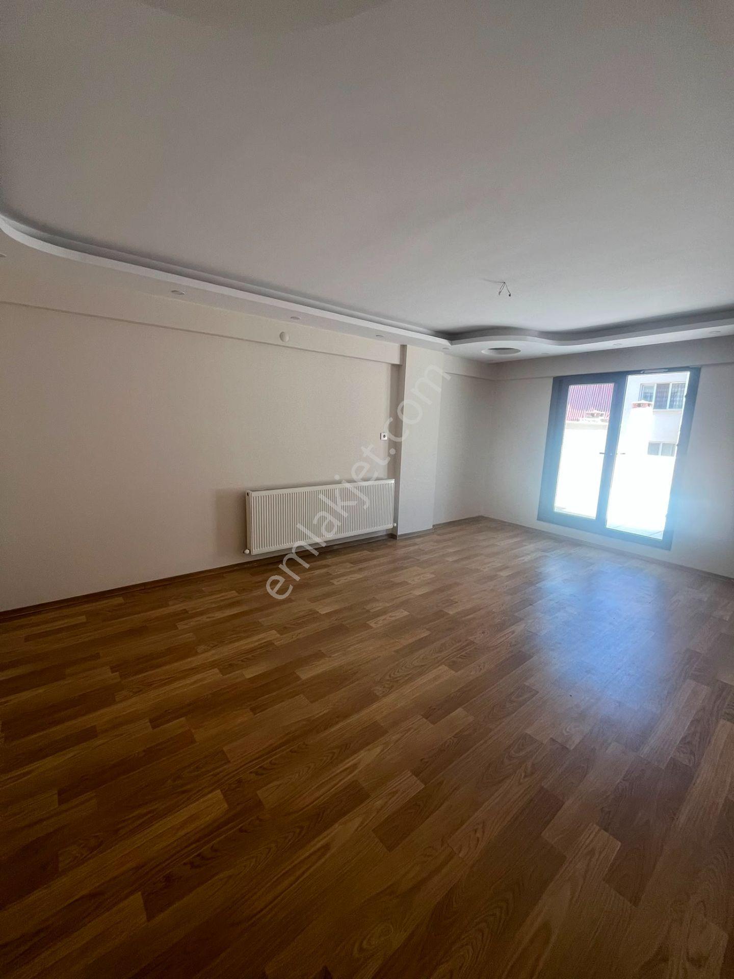 Muradiye Mahallesikiralık Daire 3+1 125m2 5 Katlının 1 Katı Teraslı Kapalı Mutfak Full Özelikli - Görsel 19