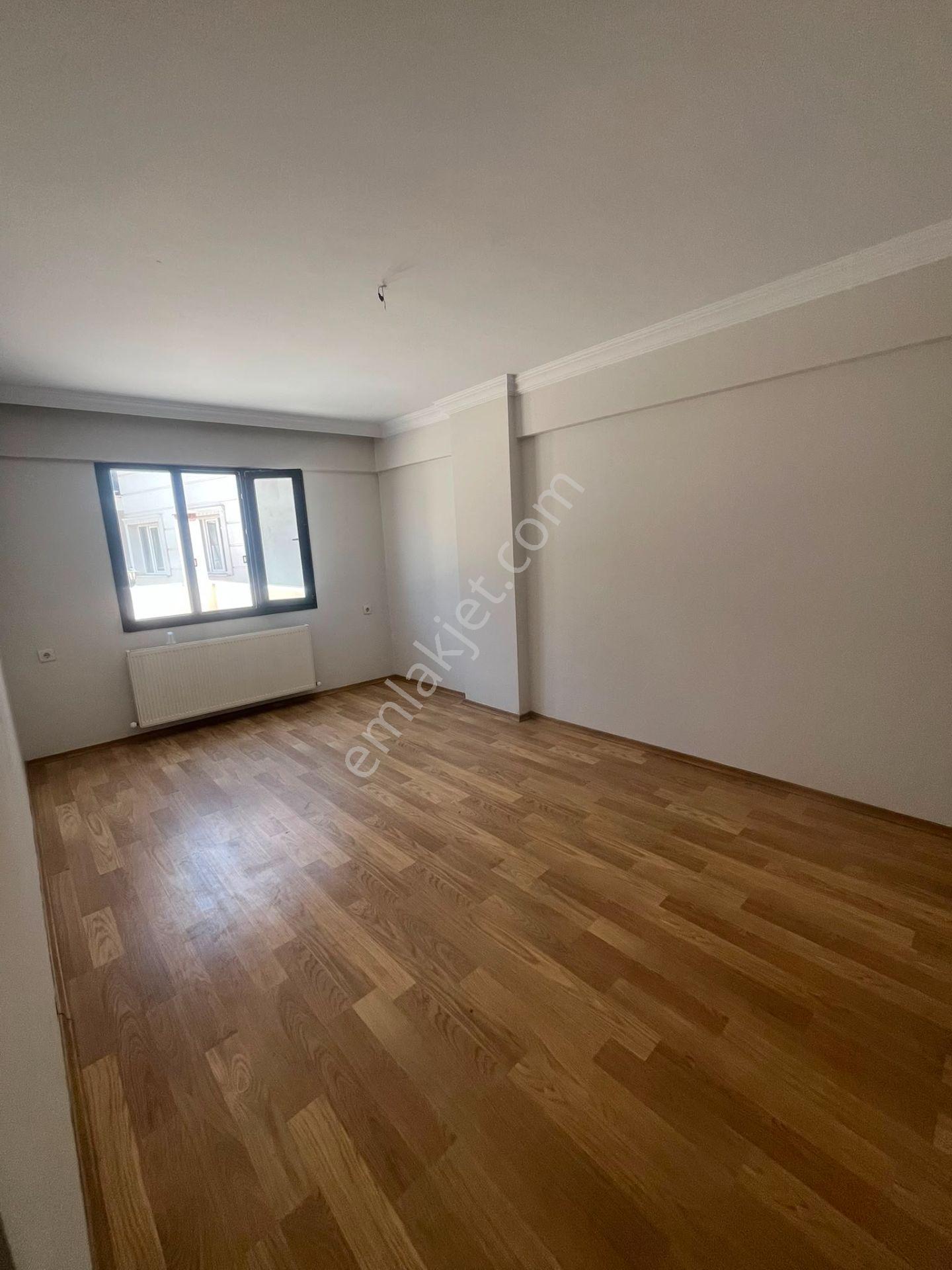 Muradiye Mahallesikiralık Daire 3+1 125m2 5 Katlının 1 Katı Teraslı Kapalı Mutfak Full Özelikli - Görsel 20