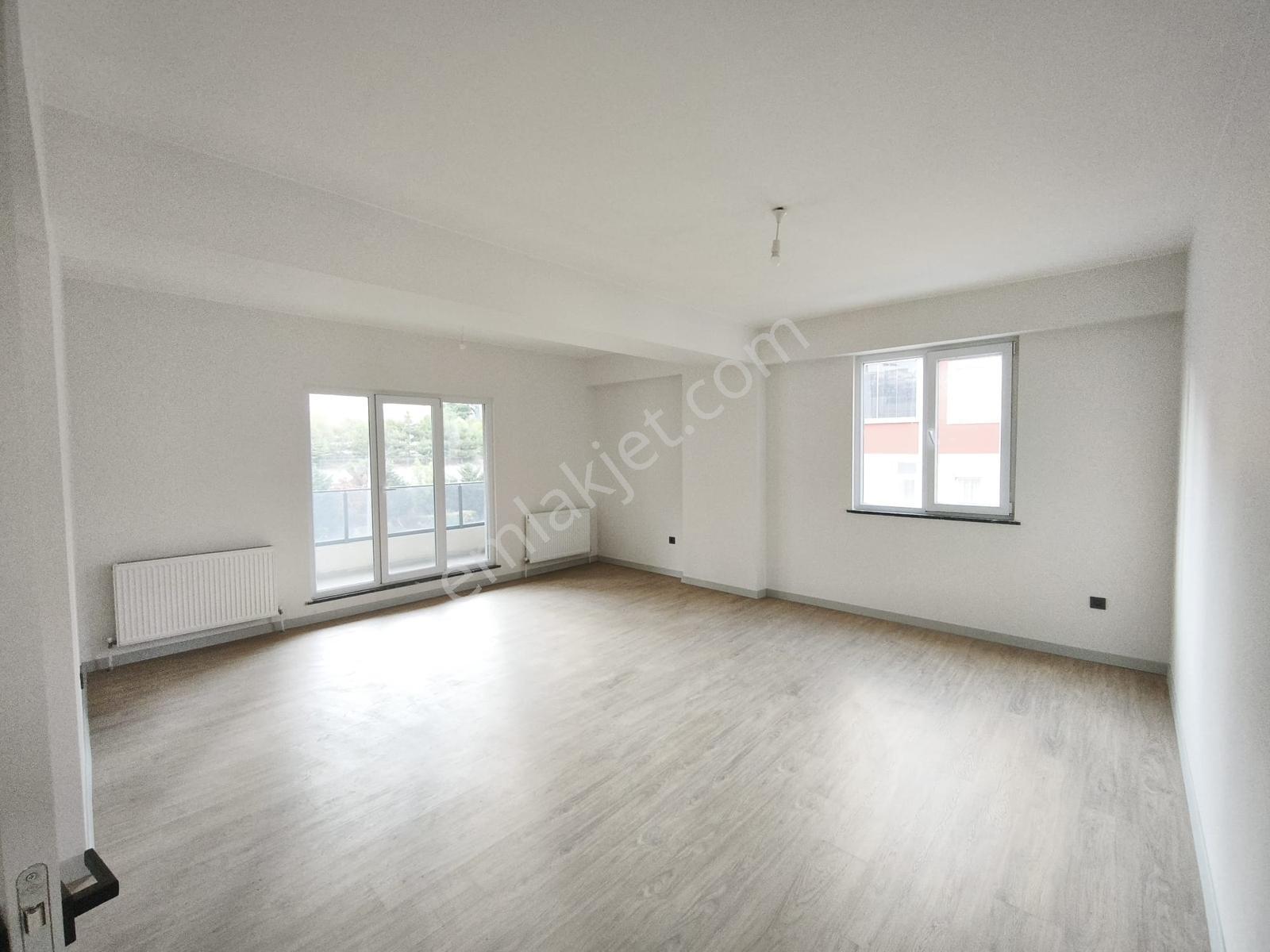 Metro Karşısı Başakevler Sitesi 'de Kiralık 3,5+1 Kiralık Daire - Görsel 8