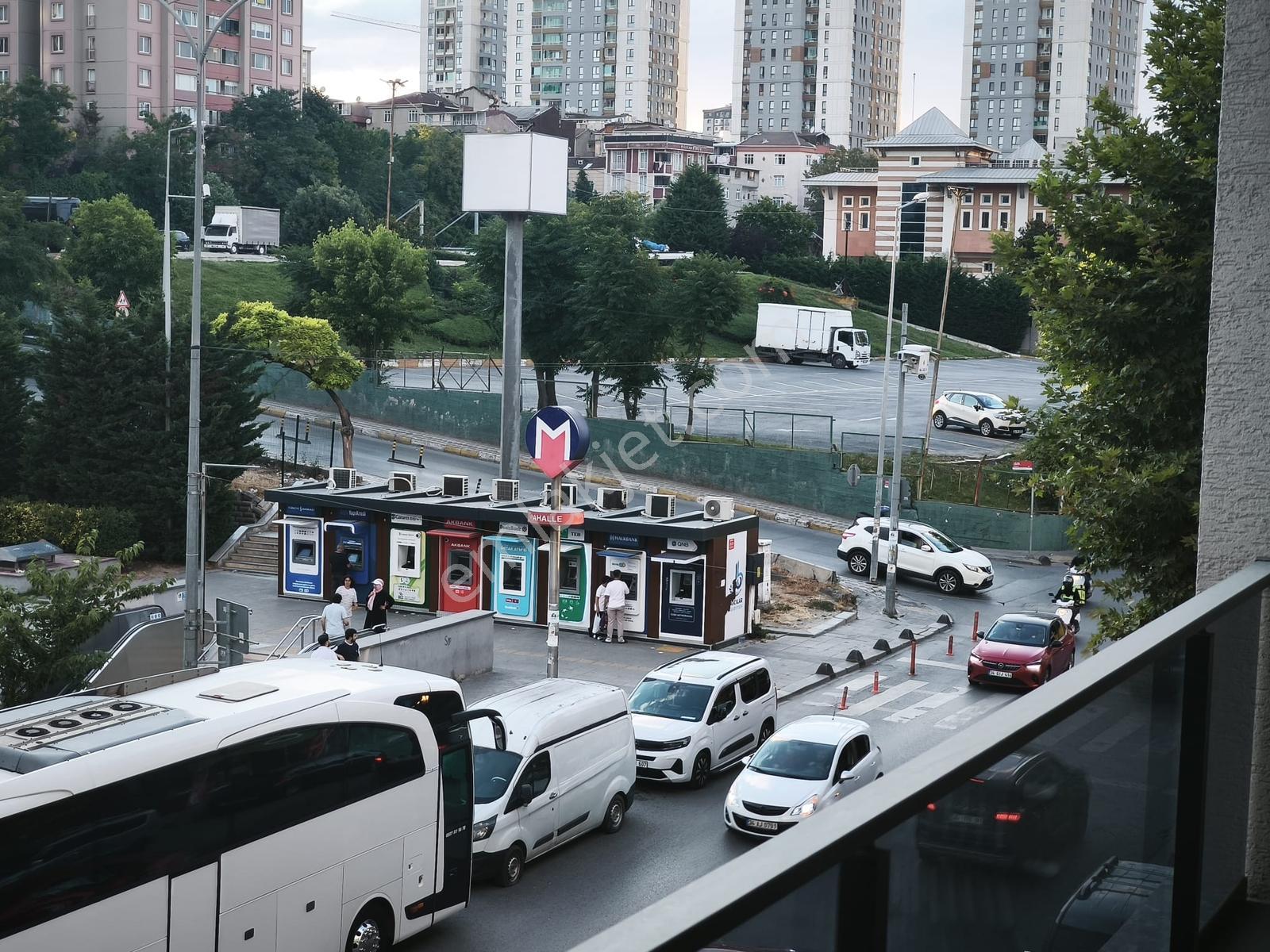 Metro Karşısı Başakevler Sitesi 'de Kiralık 3,5+1 Kiralık Daire - Görsel 9