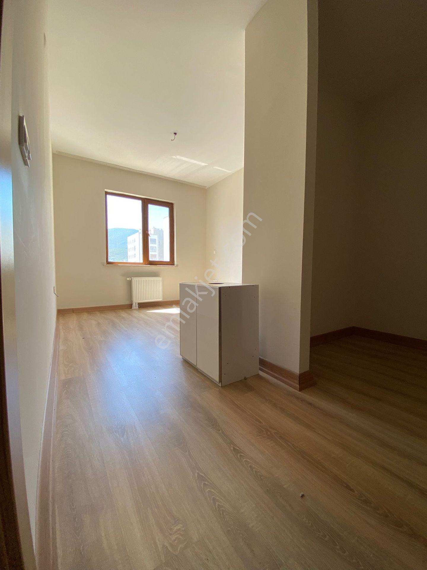 İlan Kodu -—— Kod:k1466 1 Etap Akgedik Mahallesi Kiralık 3+1 130m2 6 Katlının 3 Katı Fuıı Özelikl - Görsel 12