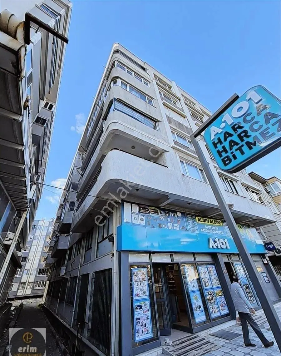 Erim'den Edremit Merkez'de Çarşıya Yakın 3+1 Satılık Daire